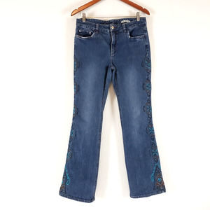 A.M.I Embroidered Leg Jeans Women Size 8 Western Blue Denim Boho Gypsy Straight